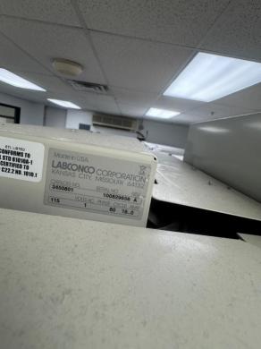 Labconco Logic+ 5-Foot Class II Biosafety Cabinet Model 3450801-cover