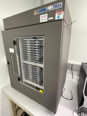 Formulatrix Rock Imager Automated High-Throughput Crystallization Imaging System-cover