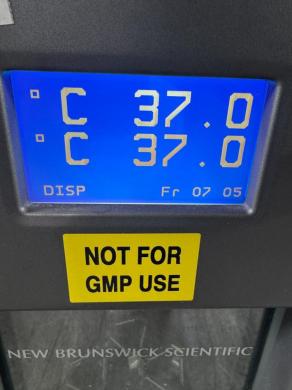 New Brunswick Innova 42 Incubator Shaker Series-cover