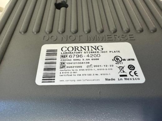 Corning PC-420D Digital Hotplate Stirrer with Precise Temperature and Stirring Control-cover