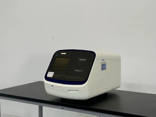 Applied Biosystems SeqStudio Genetic Analyzer for Capillary Electrophoresis and Molecular Diagnostics