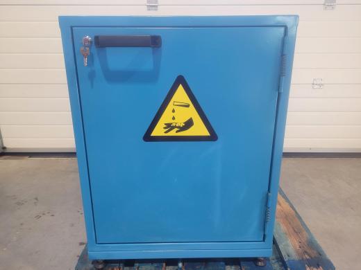 Safety cabinet for corrosive products AC30-cover