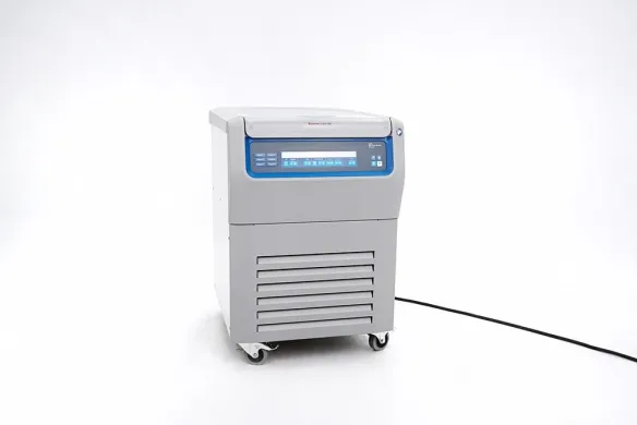 Thermo Scientific ST4RF Refrigerated Floor-Standing Centrifuge with TX-750 Rotor