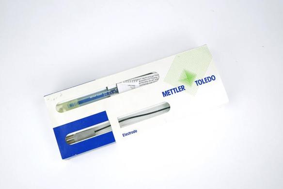 Mettler Toledo InLab 408 pH Electrode, P/N 52 000 110-cover