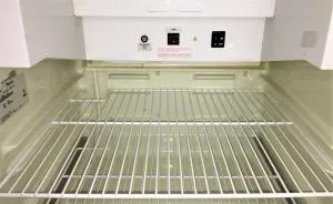Thermo Precision 3727 Refrigerated Incubator (6.1 Cu-Ft), 3 of 8