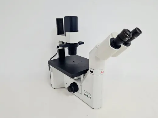 Leica DMIL Inverted Microscope with Objectives and Eyepieces