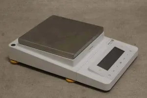Sartorius MSE12201S Precision Balance with 12,200 g Capacity, 3 of 4