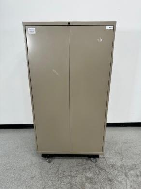 Metal Storage Cabinet for Laboratory Equipment and Chemical Storage-cover