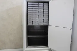Snijders VF475-86 Ultra Low Temperature Freezer (-80°C) with 440L Capacity, 3 of 4