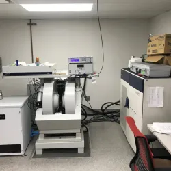 Bruker EMX, 1 of 2