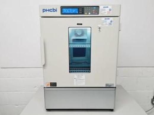 PHCBI Cooled Incubator MIR-154-PE Lab-cover