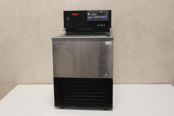 Huber CC245 wl Refrigerated Circulation Waterbath-cover