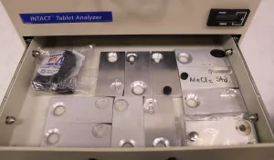 FOSS 6500-II Near-Infrared Spectrometer with INTACT Tablet Analyzer NR-165, 2 of 9