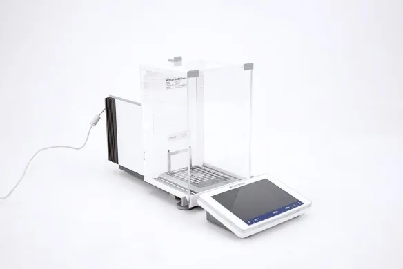 Mettler Toledo XPR204 Analytical Balance, 220 g x 0.1 mg (2021)