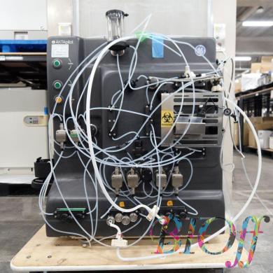 GE AKTA Pilot Preparative Liquid Chromatography System-cover