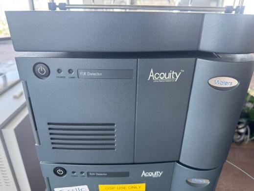 Waters Acquity UPLC System with Multi-Module Configuration for Ultra-Performance Liquid Chromatography-cover