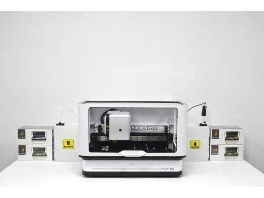 Formulatrix NT8 Automated Nanoliter-Scale Liquid Handling System with 8-Channel Dispense Heads-cover
