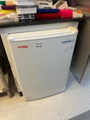 Panasonic SR-L4110W-PA Laboratory Undercounter Refrigerator for Sample Storage-cover