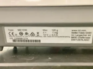 Mettler Toledo ME103E Compact Analytical Balance with RS232 Interface, 10 of 10