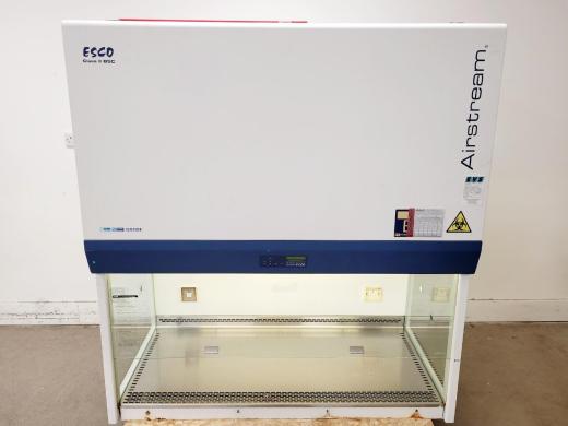 ESCO Airstream AC2-9G1 Class II Biohazard Safety Cabinet w/ Stand-cover