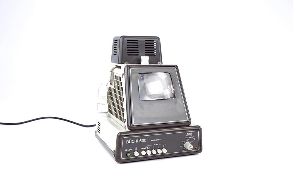 Büchi 530 Melting Point Determiner, 280 °C, 3-Sample Capacity