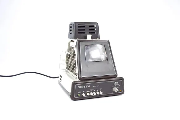 Büchi 530 Melting Point Determiner, 280 °C, 3-Sample Capacity
