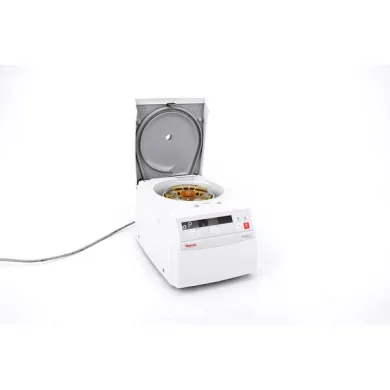 VWR MicroCL17 Microcentrifuge for 24x1.5/2 mL Tubes