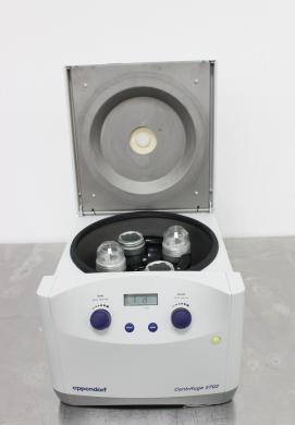 Eppendorf Centrifuge 5702 Benchtop Low-Speed Centrifuge with A-4-38 Rotor-cover