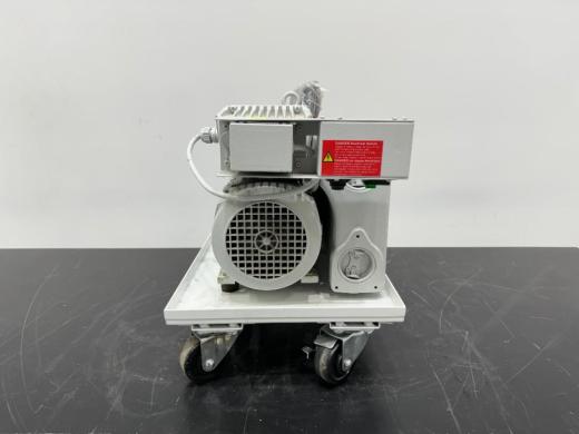 Leybold Sogevac SV 40 BI Rotary Vane Vacuum Pump for Industrial and Laboratory Use-cover
