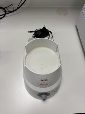 Dlab Safevac Laboratory Vacuum Pump with Adjustable Vacuum Control-cover