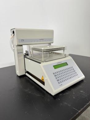 Varian VK 8000 Automated Benchtop Dissolution Sampling Station-cover