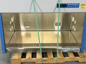Thermo Scientific 1300 Series A2 4-Foot Class II Biosafety Cabinet, 3 of 4