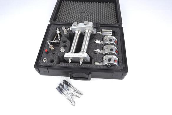 AMV Germany CCS-1000 Pressure Test Kit and Pressure Testing System, Up to 1000 bar-cover