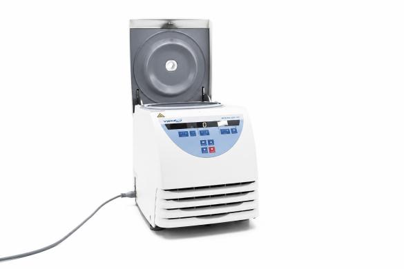 Thermo Fresco 17 / VWR Microstar 17R Refrigerated Microcentrifuge, 24 × 1.5/2 mL-cover