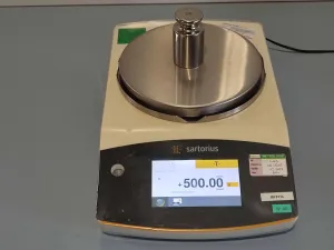 SARTORIUS QUINTIX 1102 1CFR Precision Balance, 8 of 11