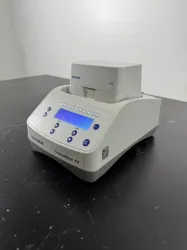 Eppendorf ThermoMixer FP Benchtop ThermoMixer for Precise Sample Mixing and Temperature Control, 4 of 4