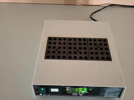 Barnstead Lab-Line 2002-1CE Multi-Blok Heater, Three Block Dry Bath