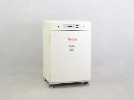 Thermo Scientific 371 CO2 Incubator for Controlled Cell Culture Applications