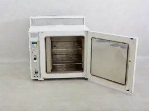 Heraeus LUT6050 Convection Oven with Forced Airflow for Material Testing and Heat Treatment, 3 of 4