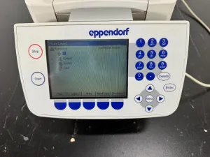 Eppendorf Mastercycler Benchtop Thermal Cycler with Heated Lid and Integrated Control Panel, 3 of 4
