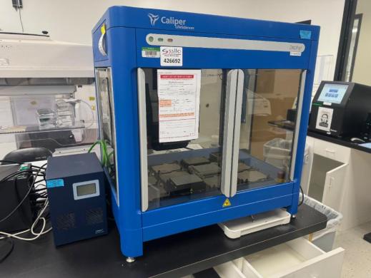 Caliper Zephyr Automated Liquid Handler with Multi-channel Pipetting and Integrated Cooling-cover