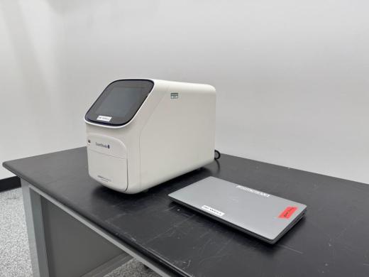 ABI QuantStudio 5 Real-Time PCR System with 96-Well 0.2 mL Block-cover