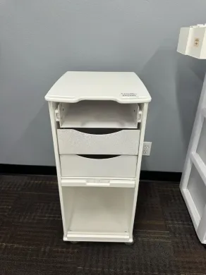 Plastic Lab Cart with Chemical-Resistant Construction and Multi-Compartment Storage