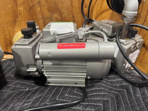 Becker VT4.8 Vacuum Pump with Integrated Motor and Control Box-cover