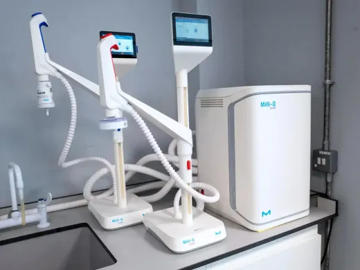 Milli-Q IQ 7003 Water Purification System with 3 L/h Flow Rate Producing Type 1 & Type 2 Water