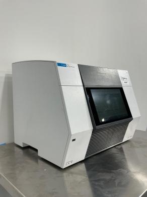 Agilent AriaDX Real-Time PCR Thermocycler with Integrated Touchscreen-cover