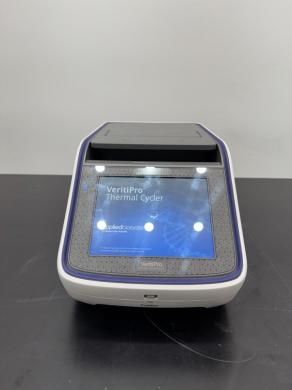 Applied Biosystems VeritiPro 96-Well Thermal Cycler for PCR Amplification-cover