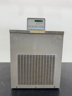 VWR 1156 Heated/Refrigerated Circulator-cover