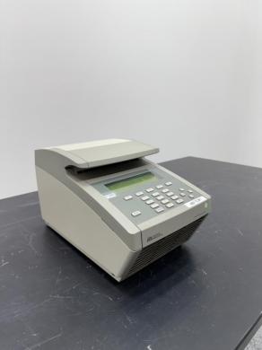 Applied Biosystems 2720 Thermal Cycler-cover