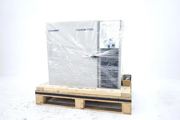 Eppendorf CryoCube F101h ULT Ultra-Low Temperature Freezer, 101 L, -86 °C